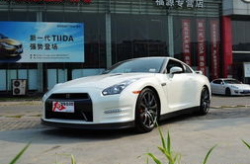日产gt-r,揭秘日产GT-R的传奇性能与科技革新